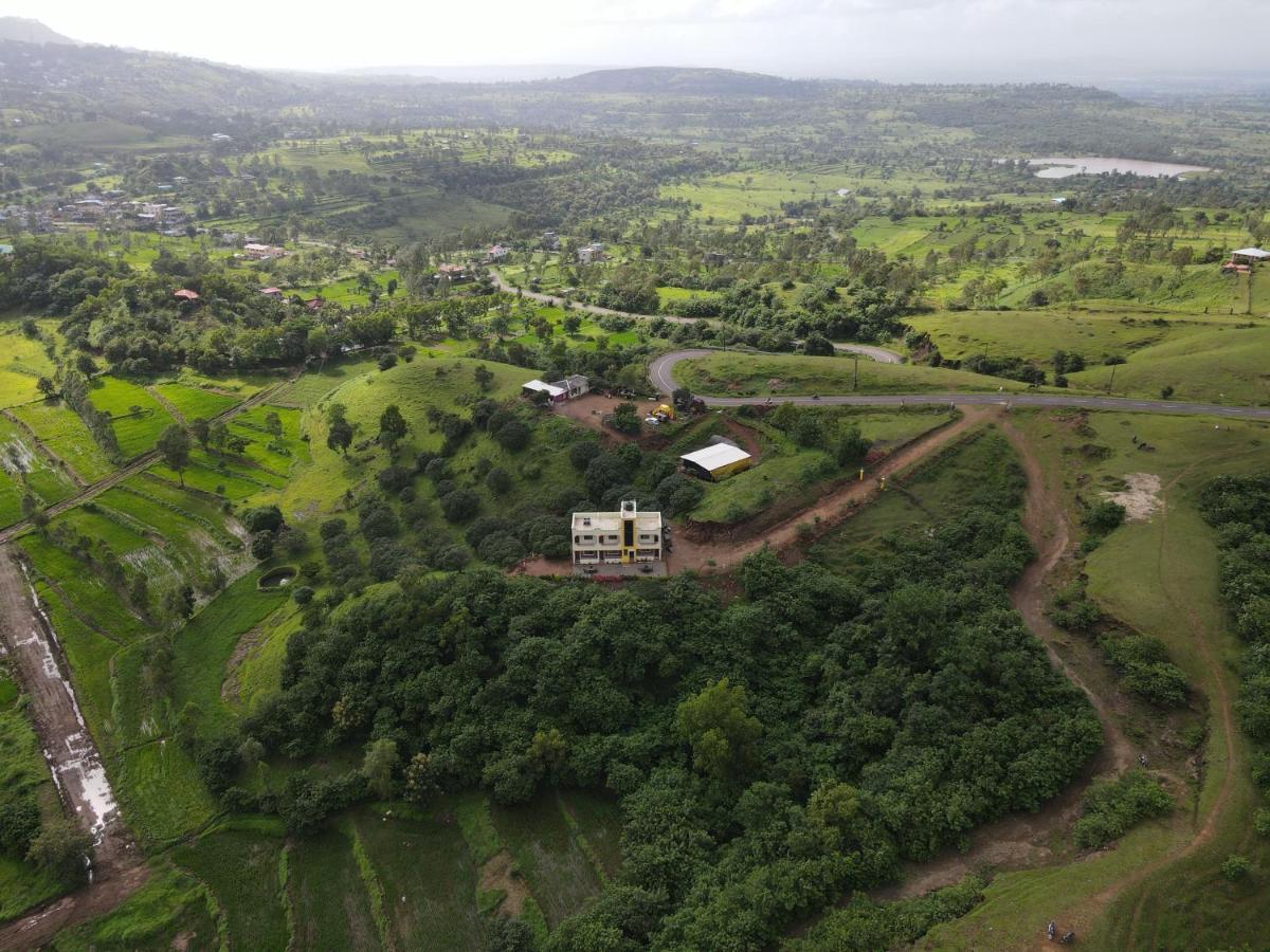 Anand Valley Hotel Panhala Екстер'єр фото