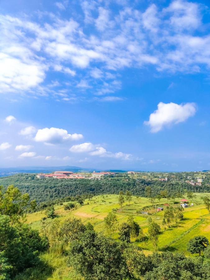 Anand Valley Hotel Panhala Екстер'єр фото