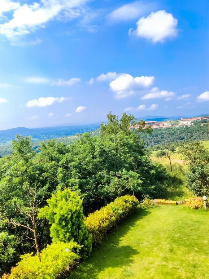 Anand Valley Hotel Panhala Екстер'єр фото